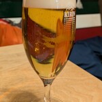 ピザ マーレ - ビール、ワインは３００円