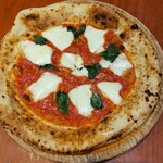 Hokkaido Italian Shokudo Bibidebarudemun Maruyama Kurasu Ten - フレッシュバジルのマルゲリータ