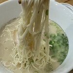 麺謹製3L's - 麺リフト