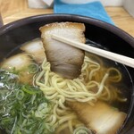 松屋うどん - 三枚肉ではありませんが、このチャーシューはおいしかった
