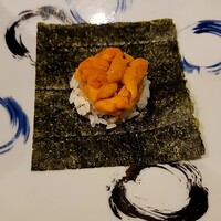 宮地亭 - ウニの海苔巻き