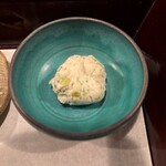 酒盃 - 芹白和え(6品盆のひとつ）