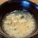 鎌倉 北じま - あんこうの雑炊
      あんこうの皮も使った雑炊、いい出汁出てましたから♪