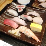 鮨 あらた - ランチ　おまかせ握り(中)