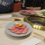 やきにく 燈火園 - 