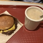 CENTRAL BURGER SHOP - 一緒に来店した人が注文したので写真のみ