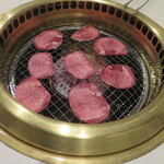 やきにく 燈火園 - 