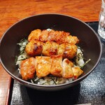 ちゃりや - 焼鳥丼並盛950円