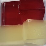 ゆういんぐ四万十 - りんごとブドウの寒天