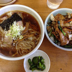 桂山 - ワンタン麺＆豚丼セット￥700