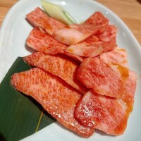 肉の山翔 - 