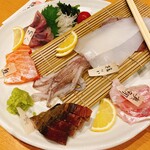 いっ笑 - 朝〆イカと刺身4種