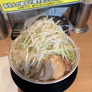 口コミ一覧 : 豚山 十三東口店 - 十三/ラーメン [食べログ]