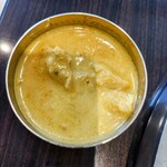 YUMMY TUMMY  - チキンカレー