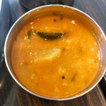 YUMMY TUMMY  - サンバル