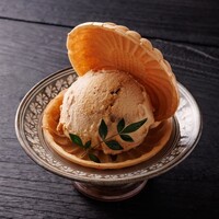 沖縄黒糖アイス最中