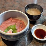 しほう田 - マグロ丼