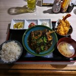 海鮮居酒屋 善進丸 - 海鮮あら煮とたら·海老フライ定食