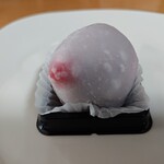 お菓子処　丸岡家 - いちご餅