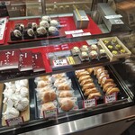 お菓子処　丸岡家 - ショーケース