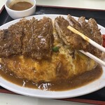 宝来 - オムライス、トンカツ、カレー 三位一体❣️美味しいの間違いなしദി˶ｰ̀֊ｰ́ )✧普通でもかなり大きい‼️（大）はかなりの迫力かも( ⊙ω⊙ )