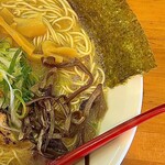 麺屋 だいくう - 博多味玉中華そば（大盛り）　右