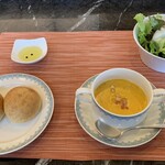 アトリウムラウンジ - 