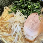 横浜ラーメン てっぺん家 - 料理写真: