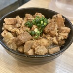 らぁ麺 麦造 - 炙りチャーシュー丼300円
