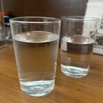 松屋食堂 - お忙しいからか、お冷２つ出てきました♪笑