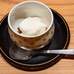 神楽坂 和食 千 - 甘味／胡桃、苺、小豆餡、生クリーム