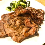 旨味太助 - 牛たん４切れ