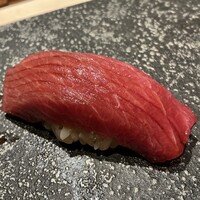 鮨結う紬 - 中トロ