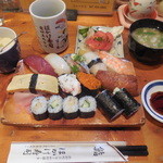Hokake Sushi - ランチ1.5人前　￥1000
