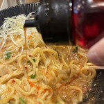 大塚屋 - ラー油回しがけ