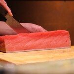 鮨処 一石三鳥 - 中トロ