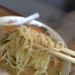 麺屋 ぷいぷい - 中細麺