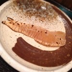 誠 - 炙り数の子
      
      塩分が上手に抜けていて苦味もなく、塩加減がとってもいいね。
      
      この数の子なら嫌いと言う人はいないと思うよo(^▽^)o