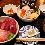熟成本マグロ専門店 暁 - 