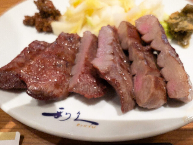 牛たん炭焼き 利久 泉中央店（ぎゅうたんすみやき りきゅう） - 泉中央（牛タン）の写真