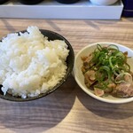 ラーメン 清水家 - コロチャー120円+ライス200円