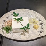 笹乃雪 - 色々な薬味が楽しめる冷奴