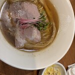 貝と地鶏だしのらぁ麺 ちょろ - 