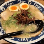 博多らーめん Shin-Shin 福岡PARCO店 - 