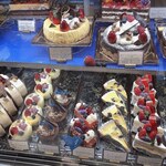 パティスリー レザネフォール 恵比寿本店 - 