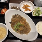 KOREAN DINING 長寿韓酒房 - 