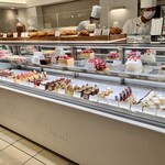 シャンドワゾー - ▪ショーケース