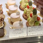 シャンドワゾー - ▪ショーケース