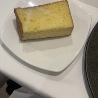 Prive de Lien - パン　ブリオッシュかな？ふわふわでおいしいです