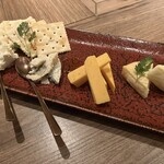 ロマンス お好み焼きとクラフトビール - チーズ４種盛り